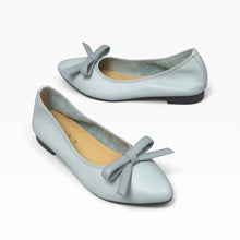 Load image into Gallery viewer, Rosalie Bow Flats
