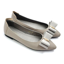 Load image into Gallery viewer, Leather flats with Shantong layered ribbon - 70031
