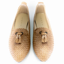 Load image into Gallery viewer, Handwoven loafers with tassels (wider cut) - 40785-36
